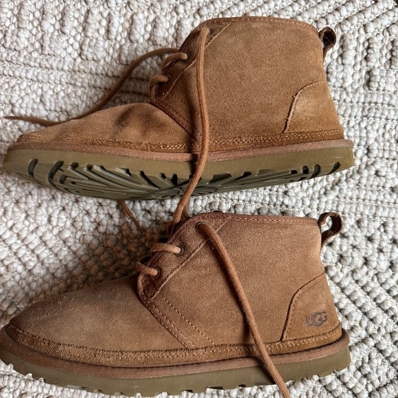 Ugg lace up women’s boots size 9 - Picture 2 of 5